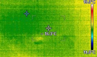 Peritagem de infiltrações em Lisboa com câmara infravermelha utilizada pela Fermorel para identificar fugas de água e variações térmicas em edifícios