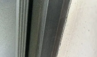 Câmara termográfica utilizada pela Fermorel para identificar infiltrações de água e variações térmicas na cozinha de moradia em Lisboa